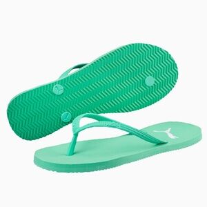 PUMA WOMEN’S FIRST FLIP FLOPS - ENERGY GREEN SIZE 8.5 (NEW WITH TAGS)